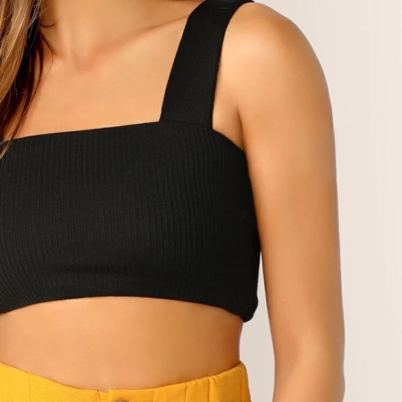 NWOT Thick strap rib- knit crop top - Picture 4 of 5